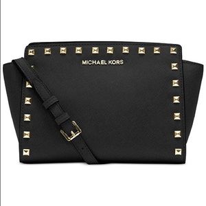Michael kors mini selma crossbody